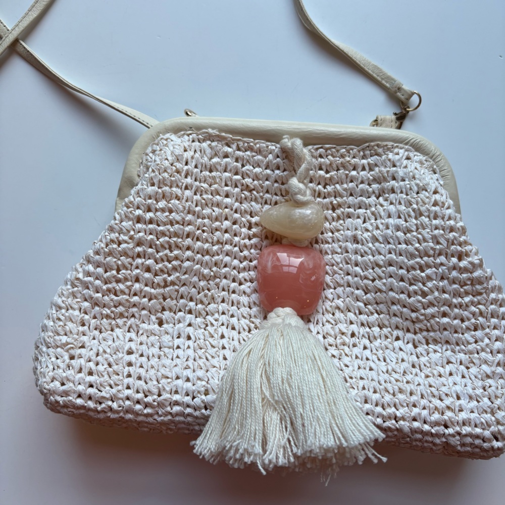 Kendra Scott || Lincoln Resin Stone Tassel Straw‎ Clutch Crossbody Ivory Cream - Picture 4 of 10
